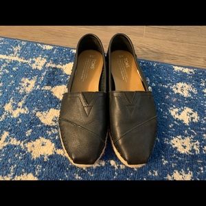 Toms leather black shoes